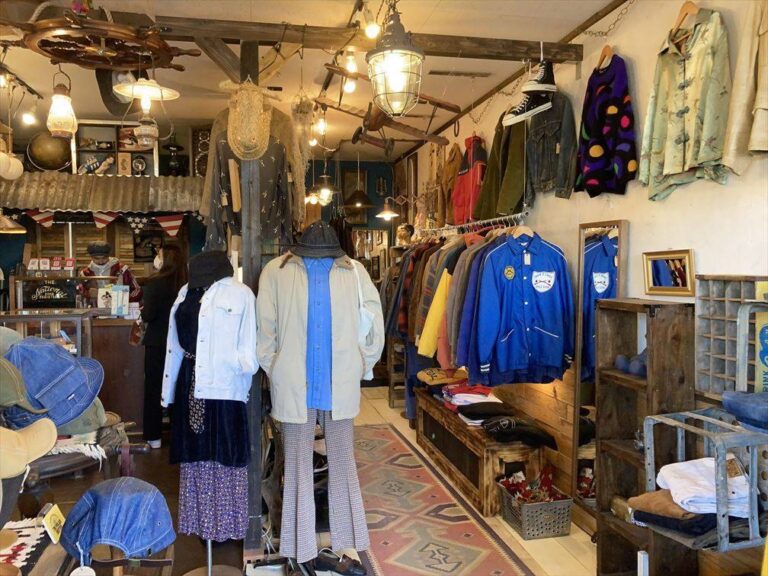 Keunikan Koleksi Celana Jeans Bekas Sashiko Pria: Investasi Fashion Retro yang Tak Lekang Oleh Waktu