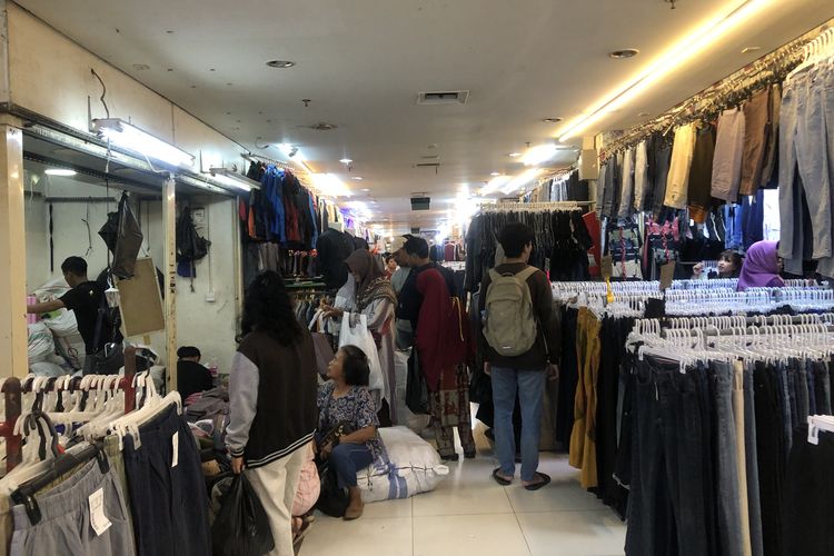 Strategi Cerdas Belanja Thrift Murah di Toko Offline untuk Mendapatkan Pakaian Branded Berkualitas